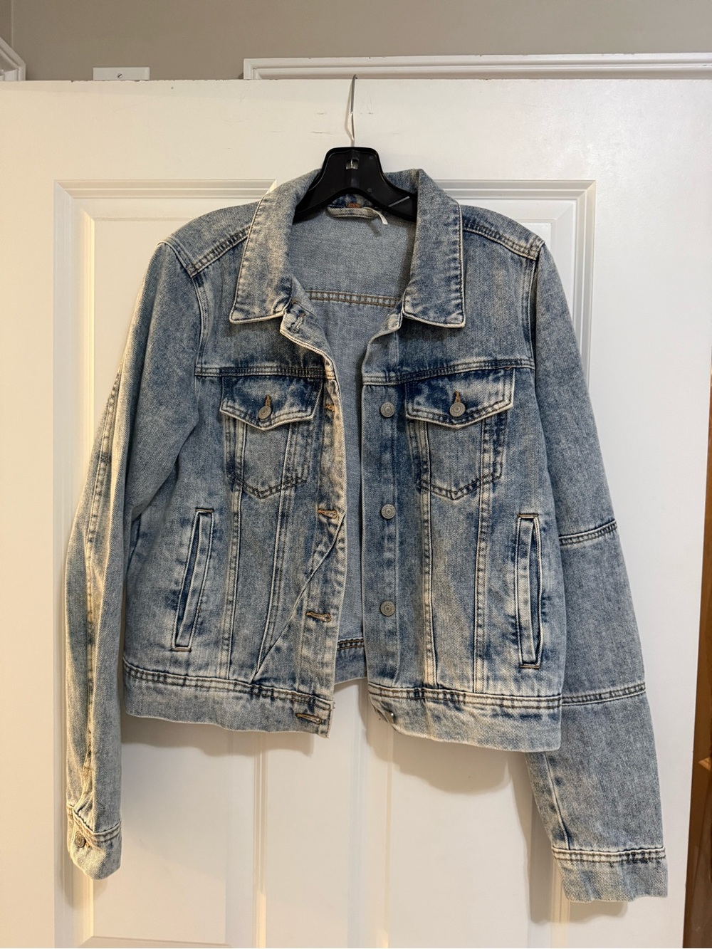Free people rumor jean jacket medium